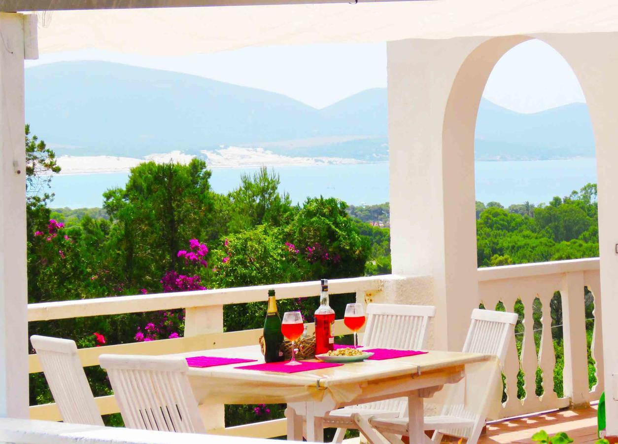 Panohome Porto Pino Buitenkant foto